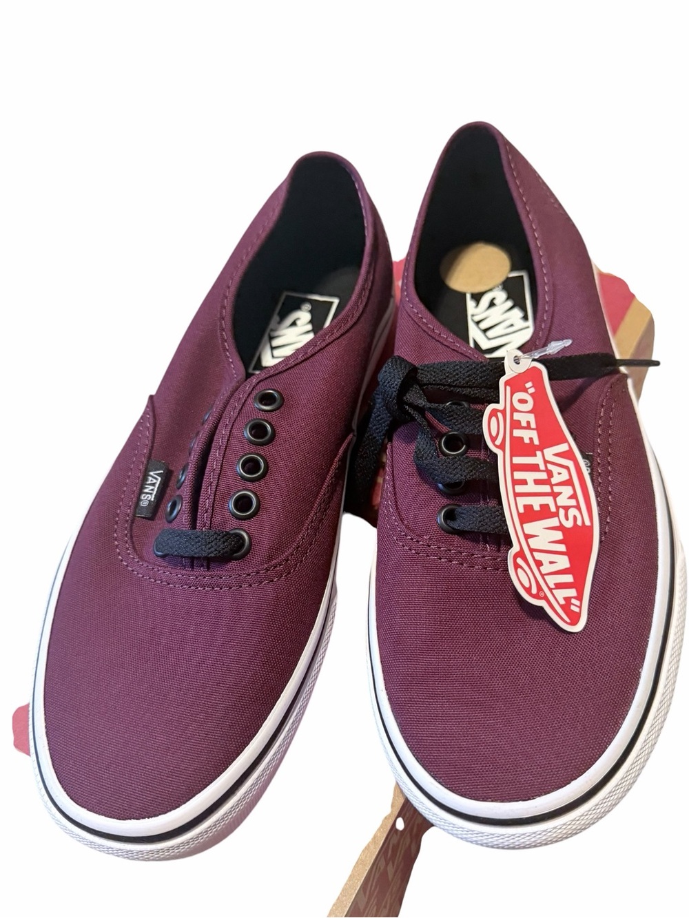 🌟🌼NIB Vans Authentic Low Top Sneakers in Burgundy UNISEX MEN’S 6.5 WOMEN’S 8 - Picture 2 of 11